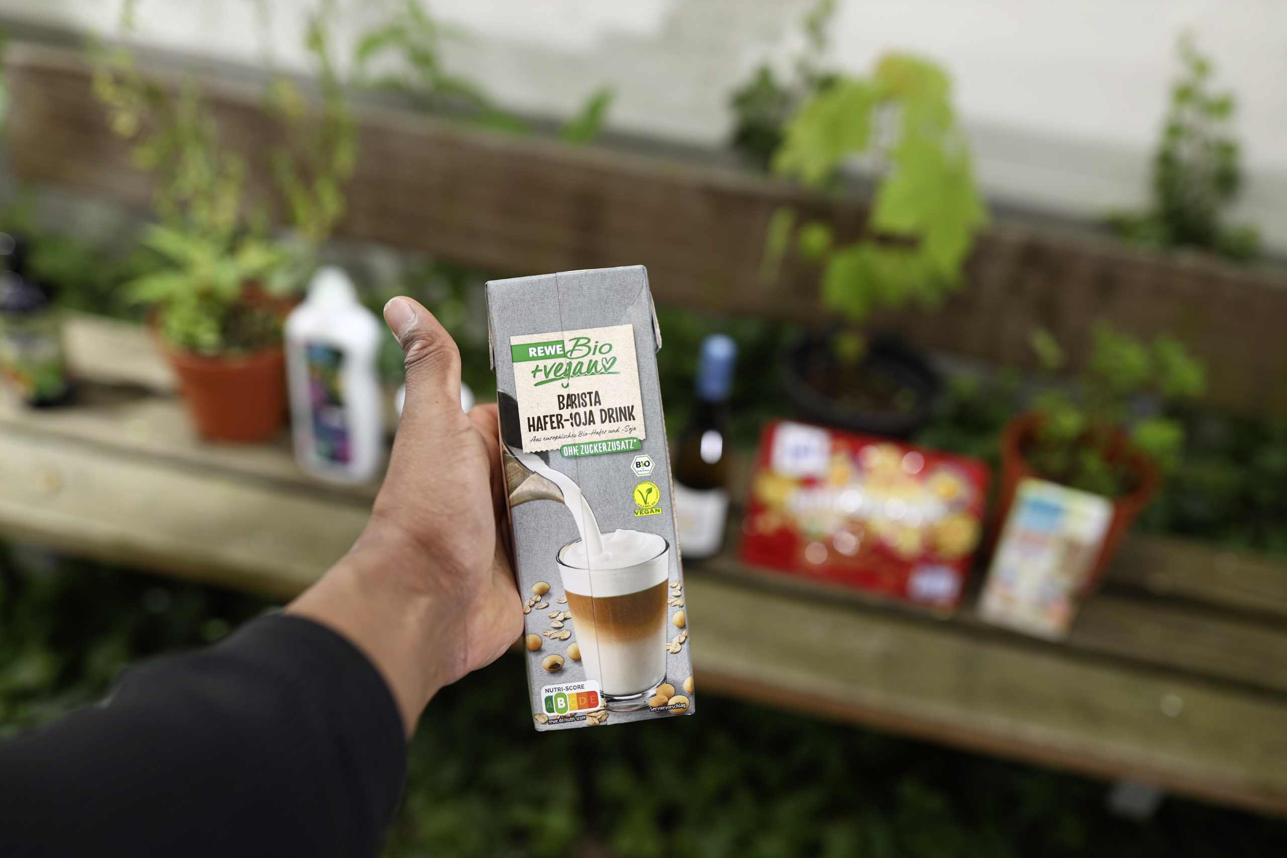 Abbildung eines REWE Bio Vegan Hafer-Soya-Drink