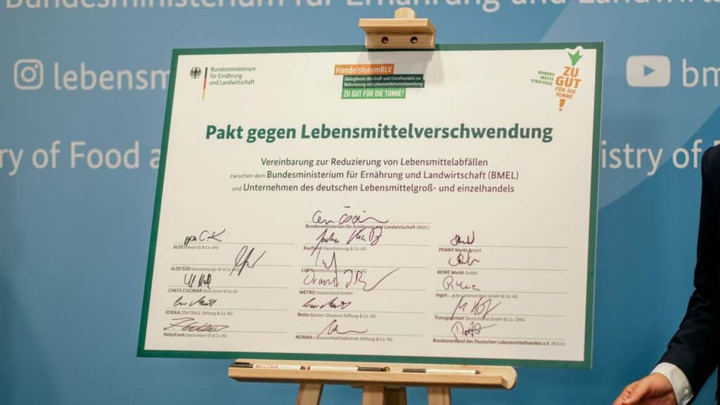 Unterschriebener Pakt gegen Lebensmittelverschwendung