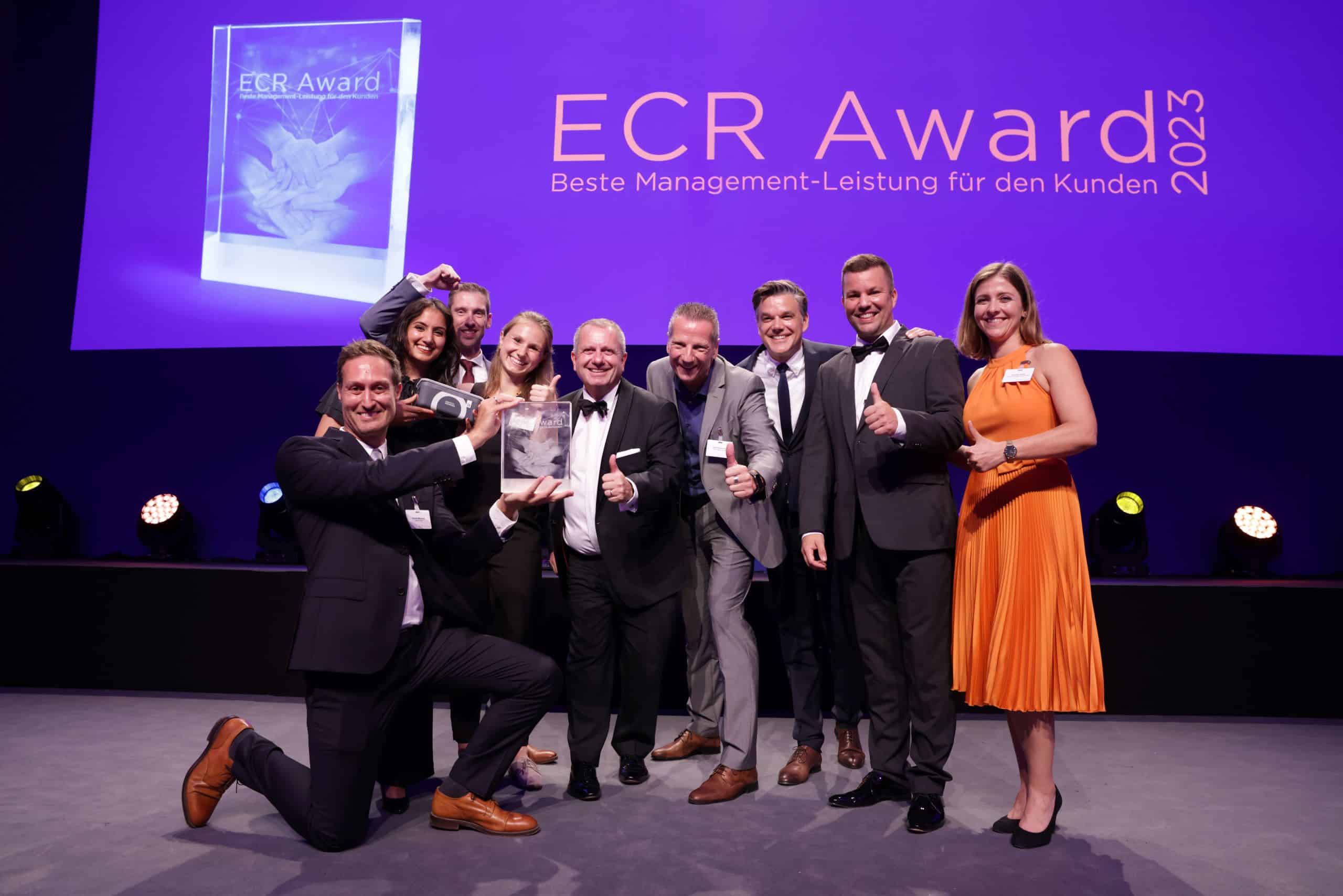 v.l.: Davide Mazzanti, Anupma Puni-Stolle (beide Sykell), Matthias Urban (interzero), Sara Janssens (REWE), Alexander Maak (Interzero), Dirk Gerstmann (REWE), Jan Tollert (REWE), Tim König (REWE), Carolin Kollig (Interzero).