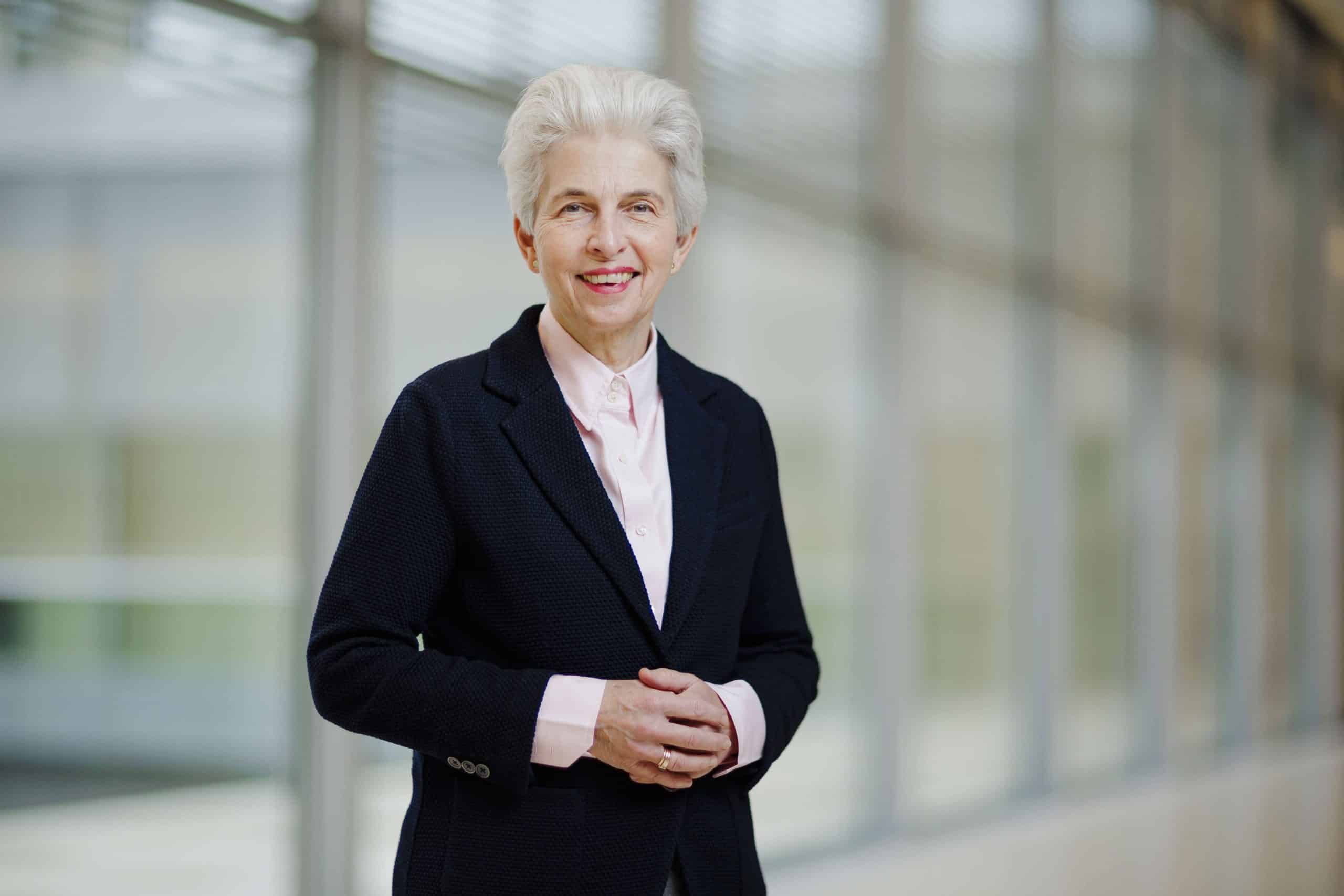 Porträt von Dr. Marie-Agnes Strack-Zimmermann