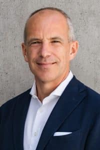 Porträt von Christopher Debus