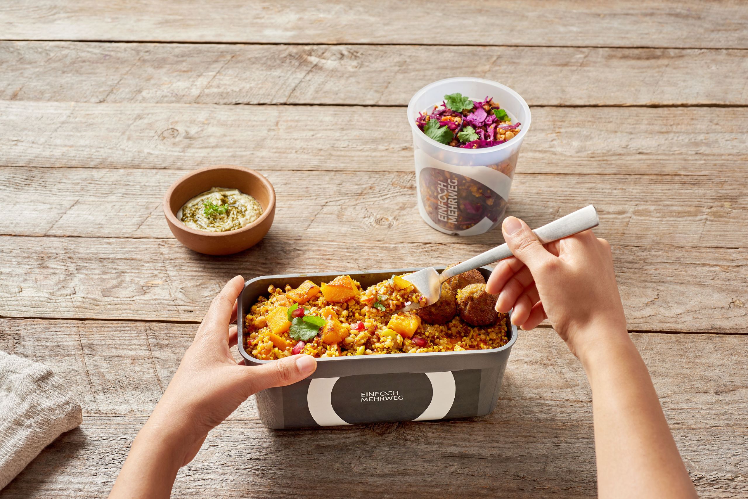 Reusable containers during a meal